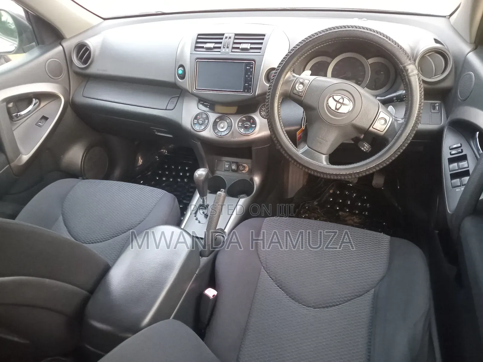 Toyota RAV4 2009 White