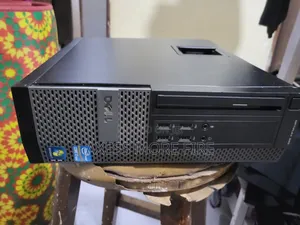 Desktop Computer Dell 6GB Intel Core i7 SSD 250GB
