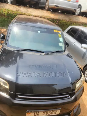 Toyota Corolla Rumion 2010 Black