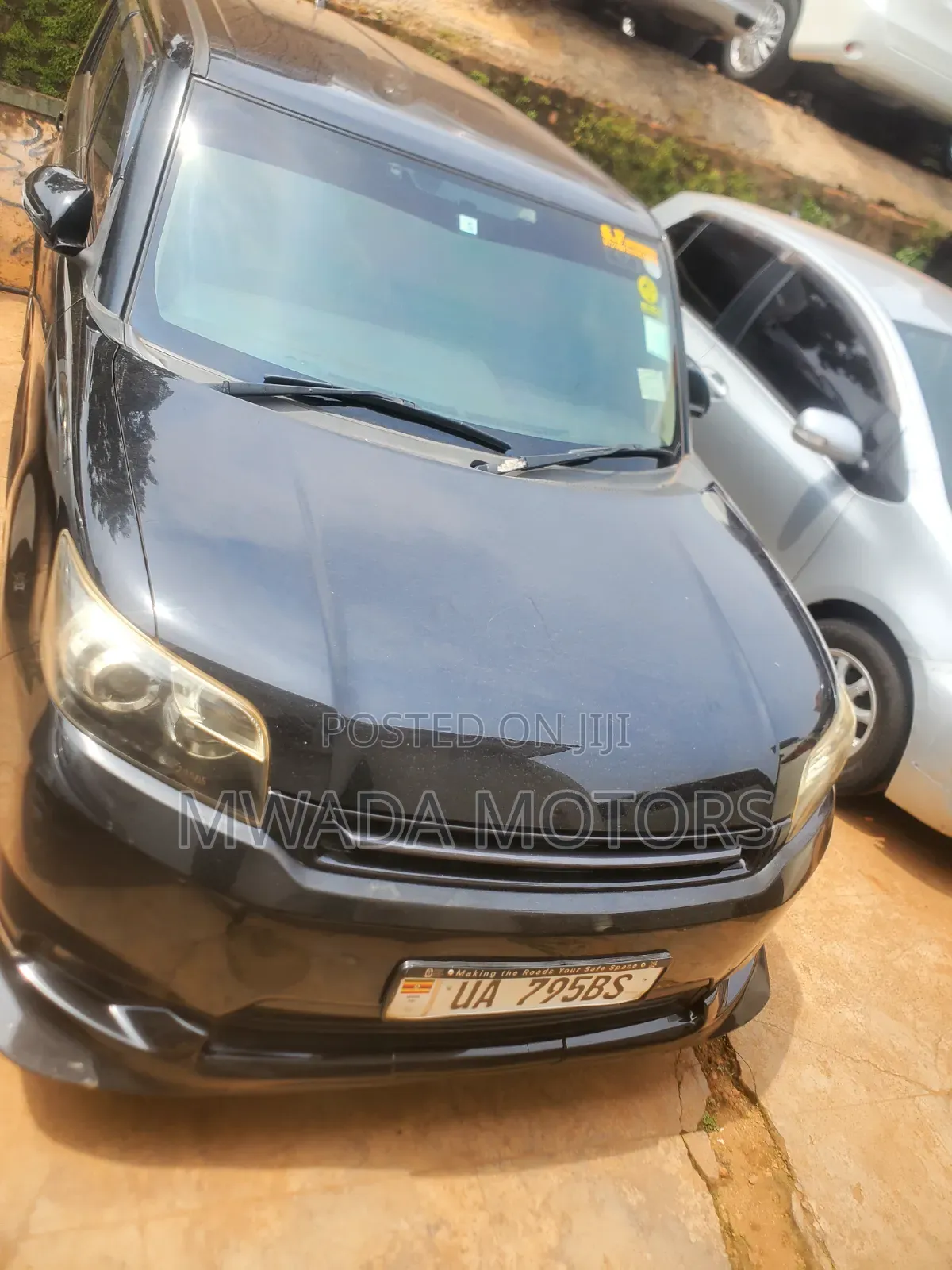 Toyota Corolla Rumion 2010 Black