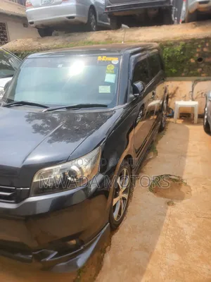 Toyota Corolla Rumion 2010 Black