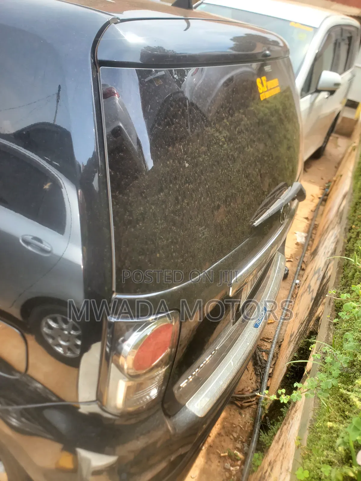 Toyota Corolla Rumion 2010 Black