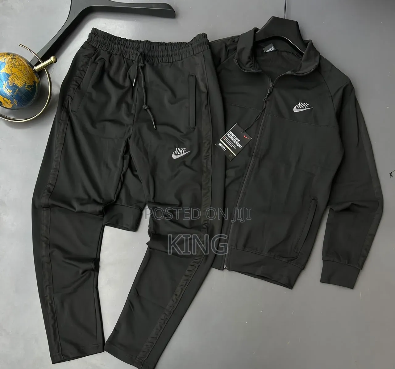 Laidback Fashion Wear Tracksuit