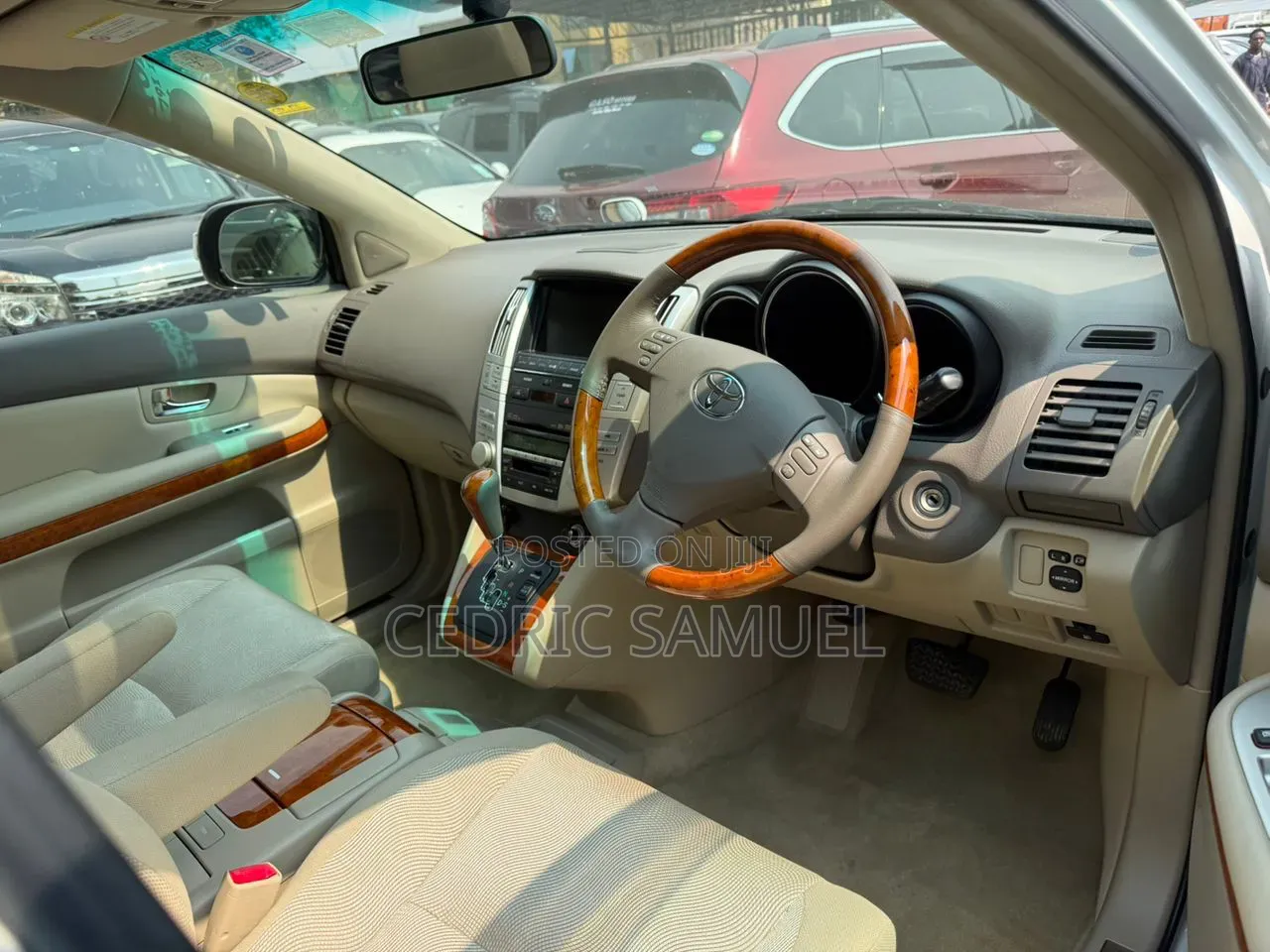 Toyota Harrier 2.4 2012 White