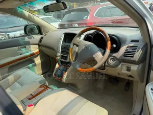 Toyota Harrier 2.4 2012 White