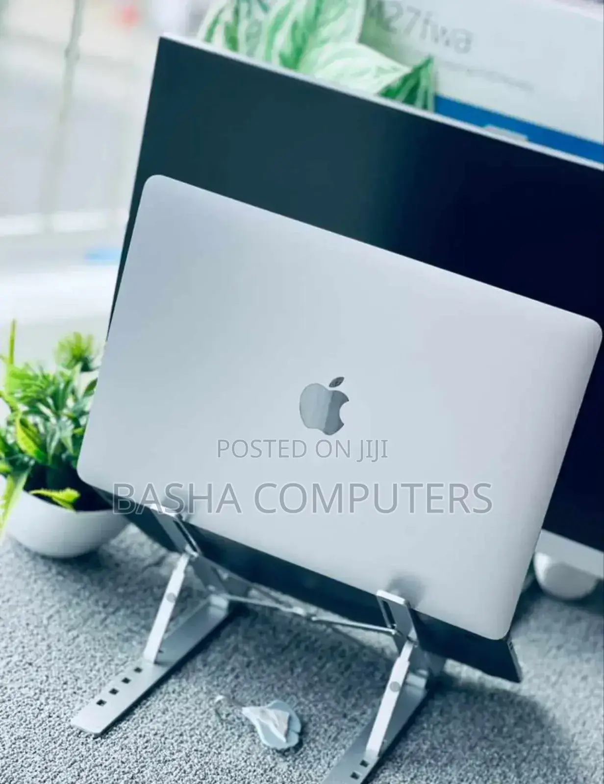 New Apple MacBook Pro 2020 16GB Intel Core i5 SSHD (Hybrid) 512GB
