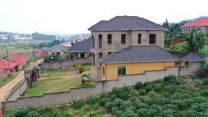 4bdrm Mansion in Namagoma, Central Division for sale