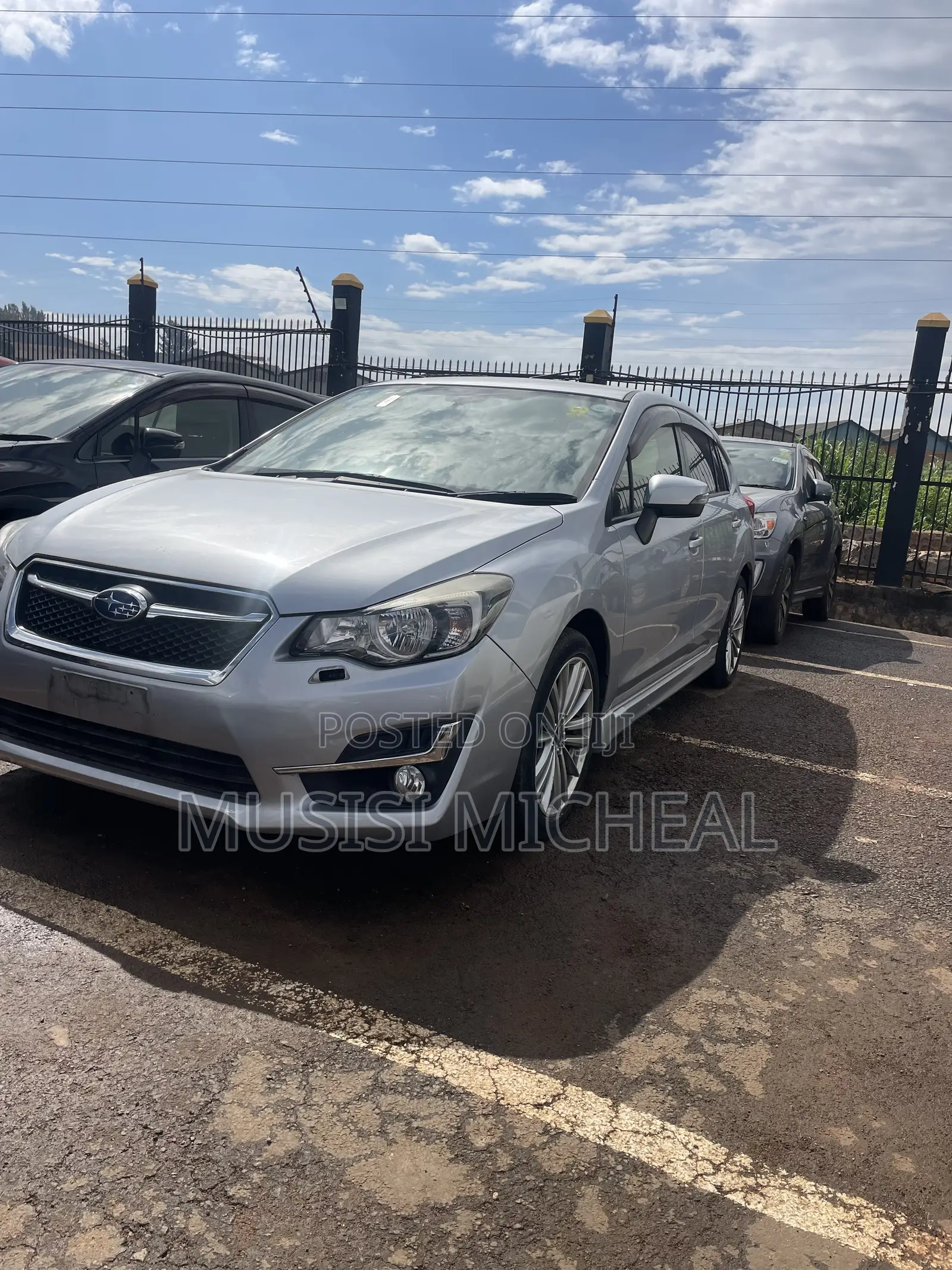 Subaru Impreza 2.0i Premium PZEV 4dr Hatchback AWD (2.0L 4cyl CVT) 2015 Silver