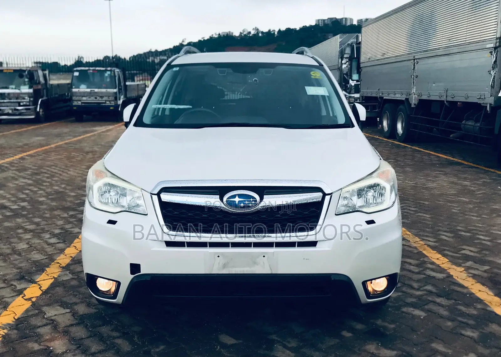 Subaru Forester 2.0XT Premium 4dr SUV AWD (2.0L 4cyl Turbo CVT) 2014 White