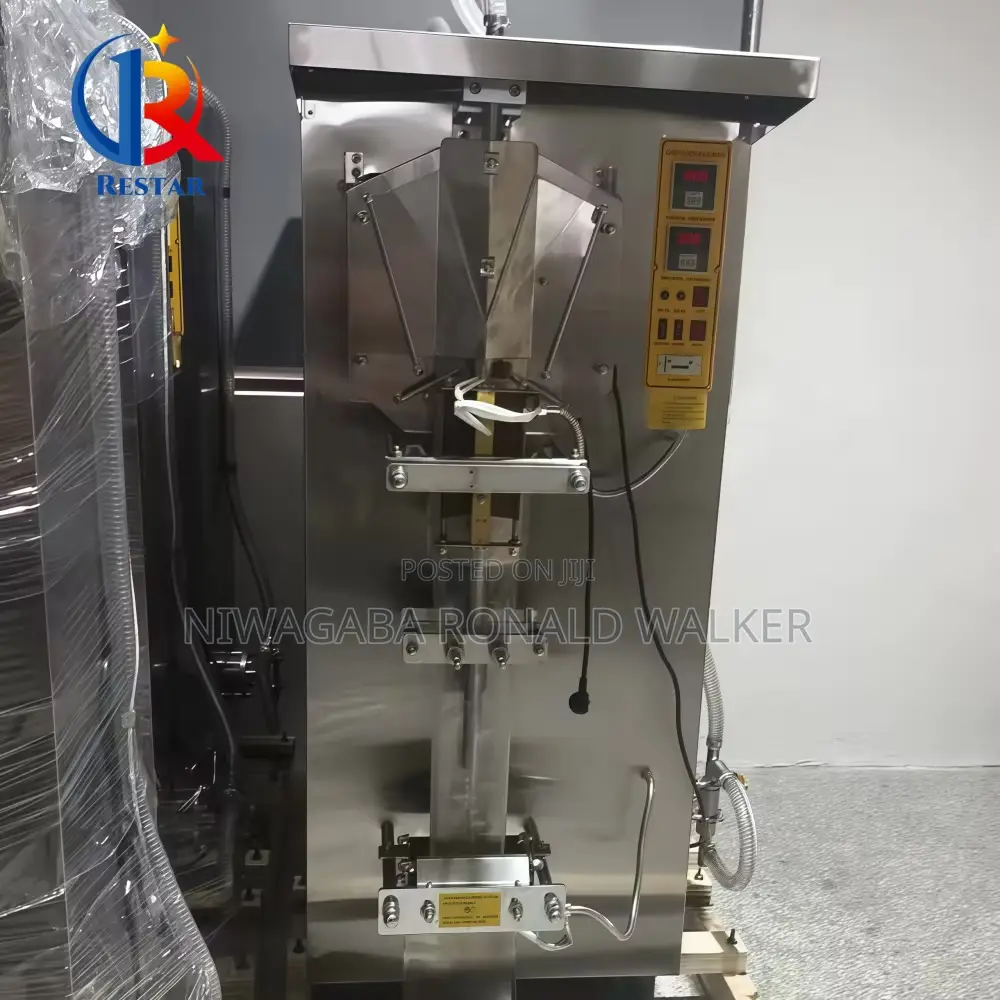 Automatic Water/ Liquid Packing / Sealing Machine