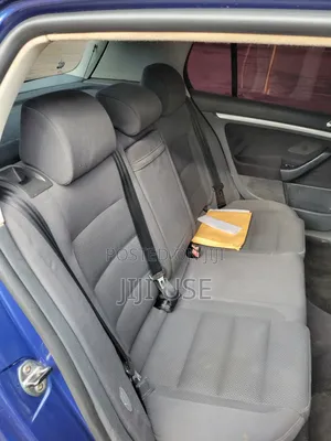Volkswagen Golf 2005 Blue