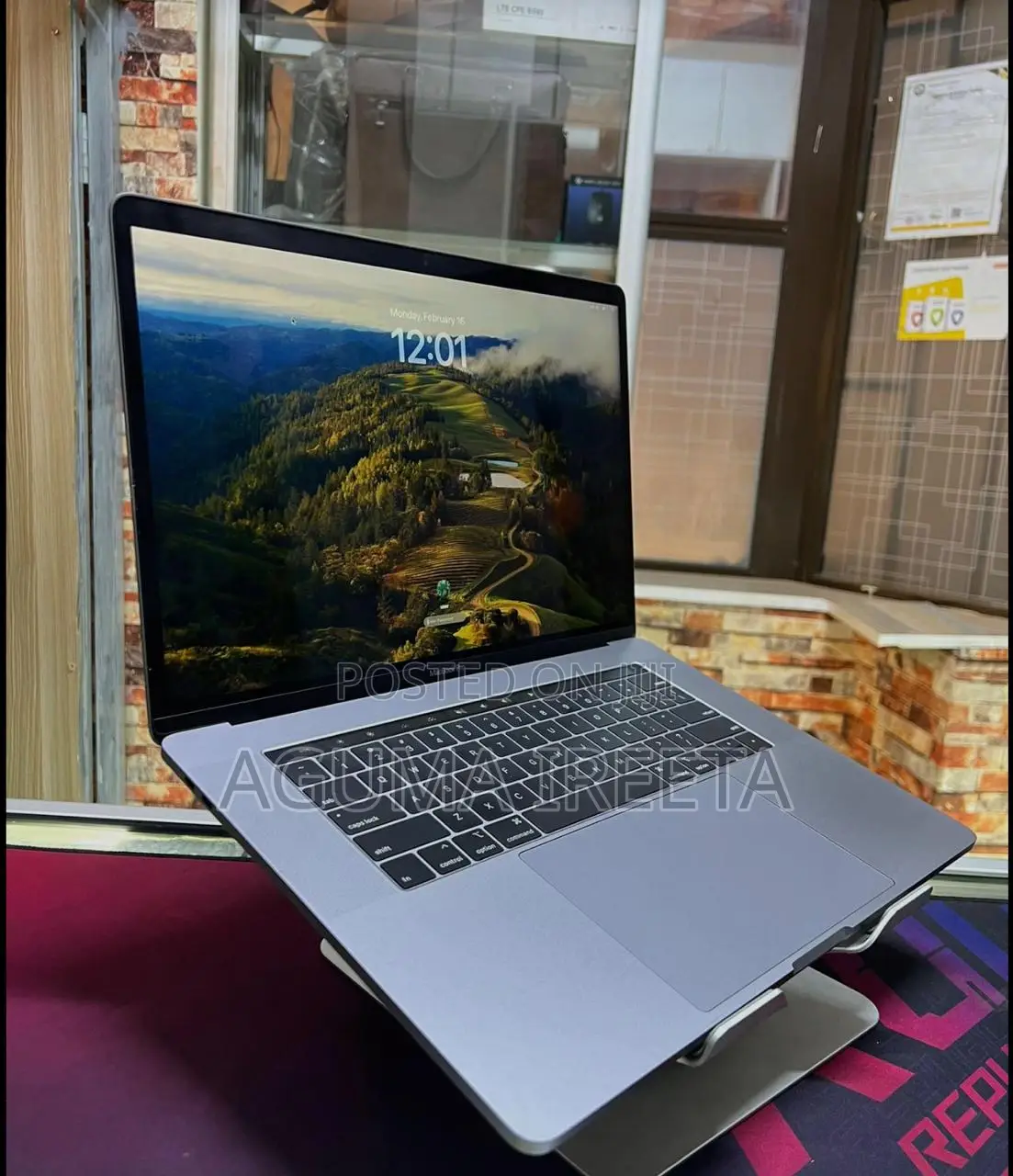 Laptop Apple MacBook 2018 32GB Intel Core i7 SSD 256GB