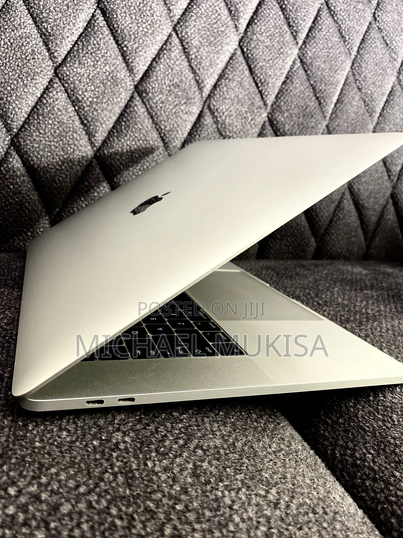 Laptop Apple MacBook Pro 2017 16GB Intel Core i7 SSD 256GB