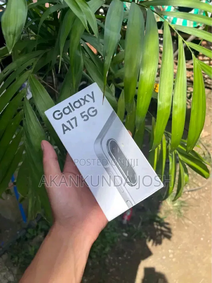 New Samsung Galaxy A17 5G 256 GB Silver