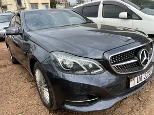 Mercedes-Benz E300 2013 Gray