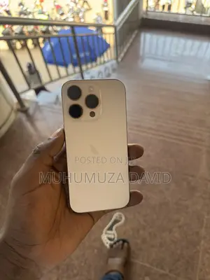 Apple iPhone 16 Pro 256 GB Gold
