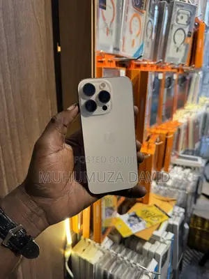 Apple iPhone 16 Pro 128 GB Gold