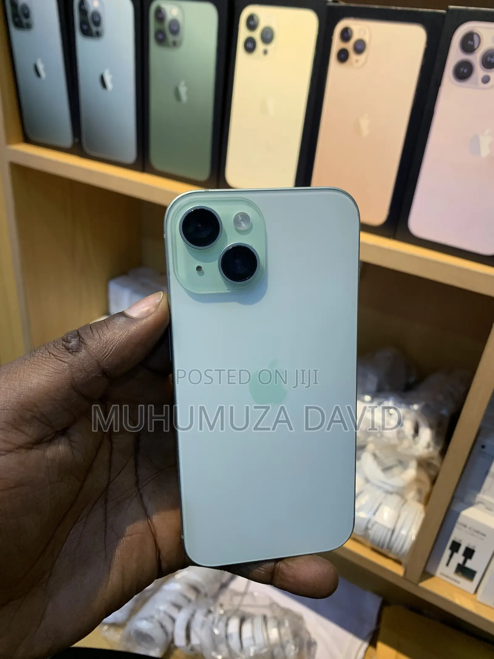 Apple iPhone 15 256 GB Green