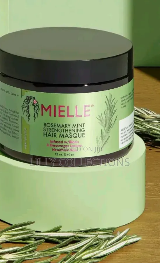Mielle Rosemary Mint Strengthening Hair Masque