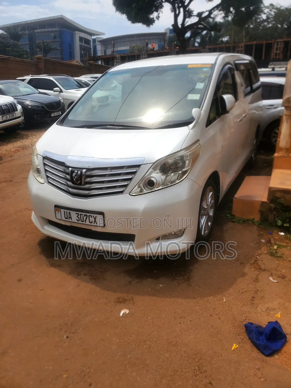 Toyota Alphard 2010 White