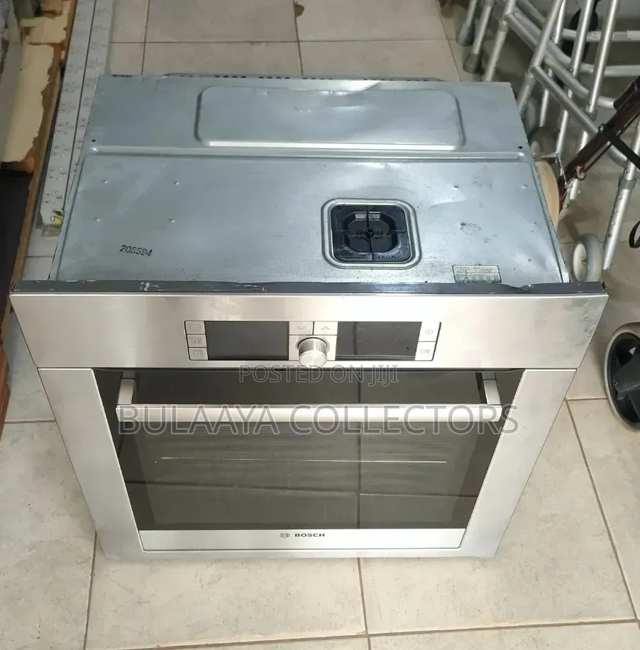 Uk Used Bosch Serie 8 Built-in Electric Oven.