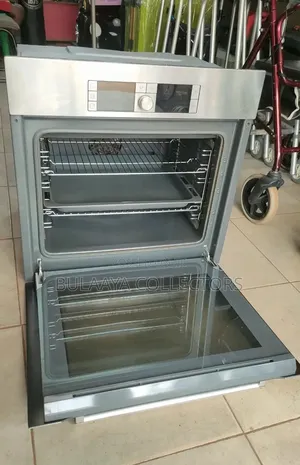 Uk Used Bosch Serie 8 Built-in Electric Oven.
