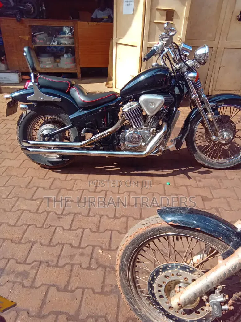 Honda Steed 2000 Red
