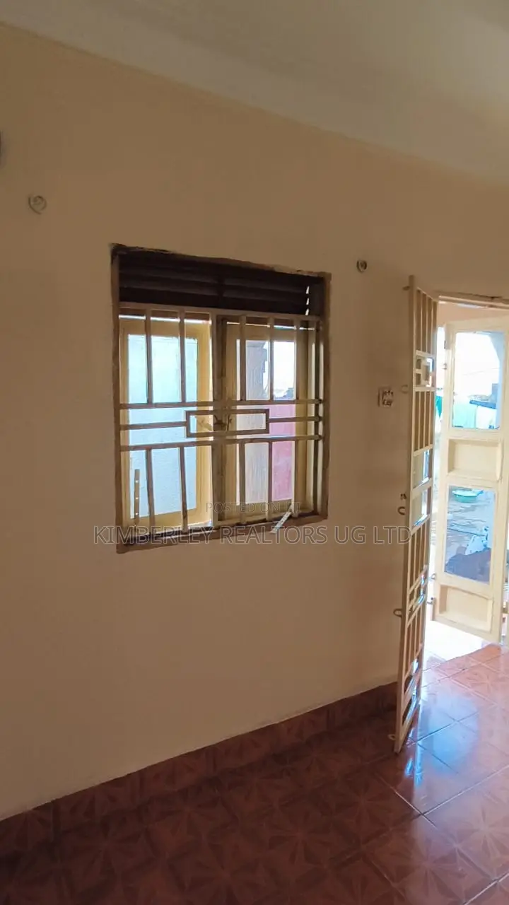 Furnished 2bdrm Apartment in Goma for sale