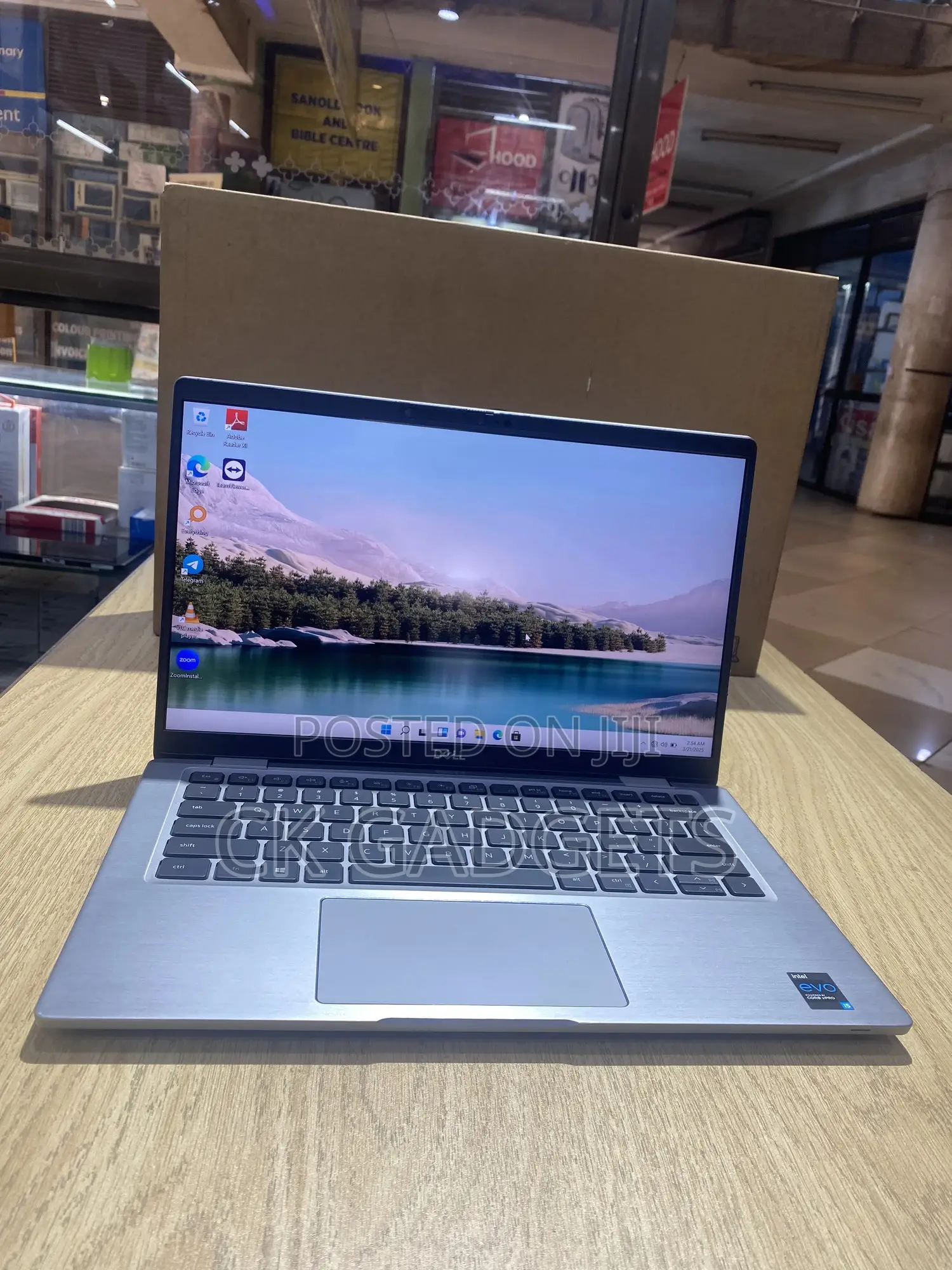 New Laptop Dell Latitude 7420 16GB Intel Core i5 SSD 256GB