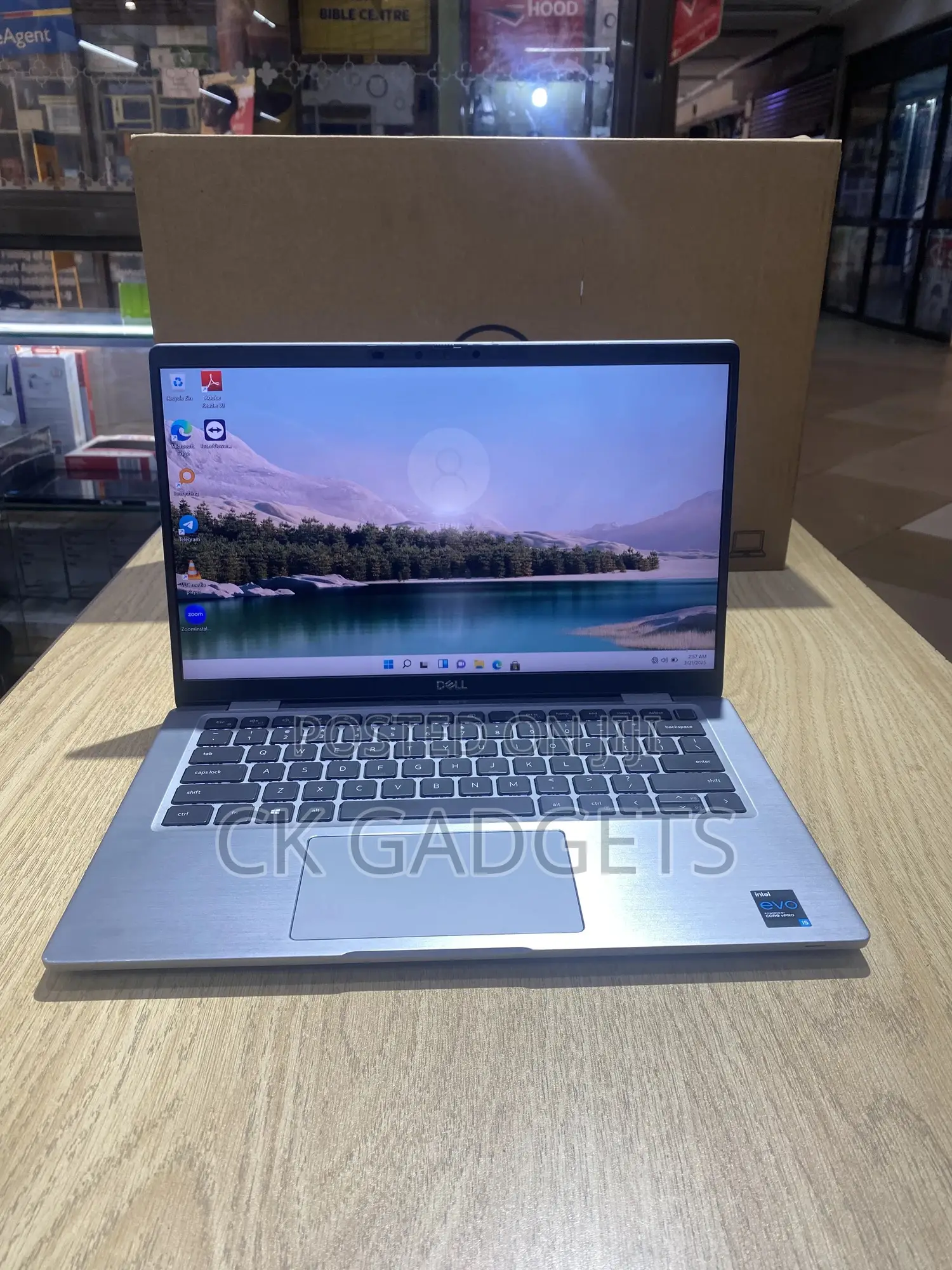 New Laptop Dell Latitude 7420 16GB Intel Core i5 SSD 256GB