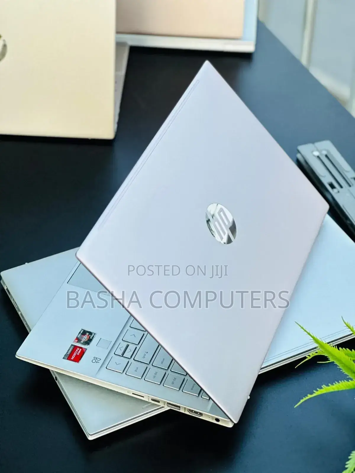 New Laptop HP Pavilion 13 16GB AMD Ryzen 9 SSD 512GB