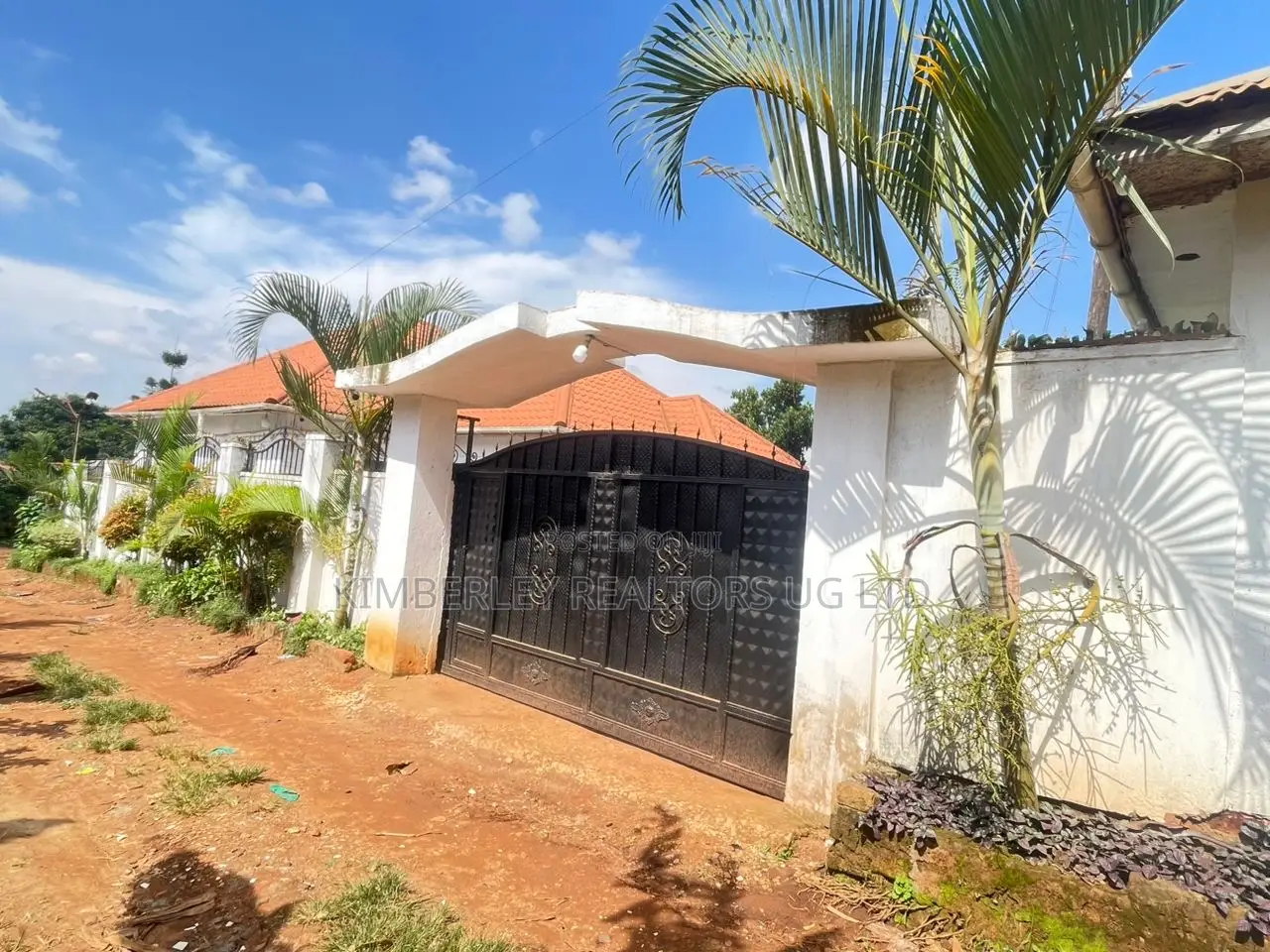 Prime Plot for Sale – Bunga Hill (Ggaba Road)