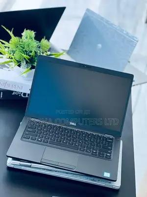 New Laptop Dell Latitude 7400 8GB Intel Core i7 SSD 256GB