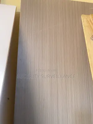 Panneaux Stratifiés /Laminated Boards at Factory Price
