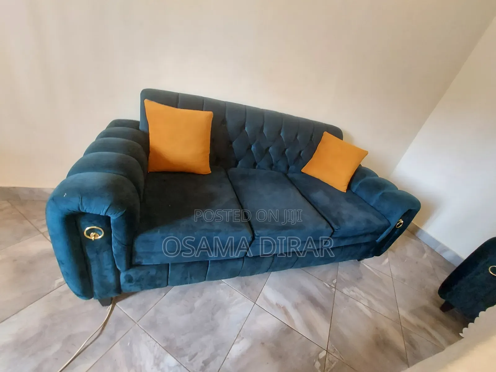 Modern Sofa Set – Excellent Condition