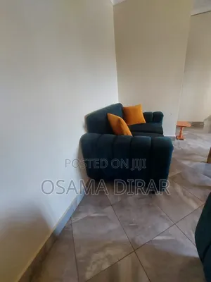 Modern Sofa Set – Excellent Condition