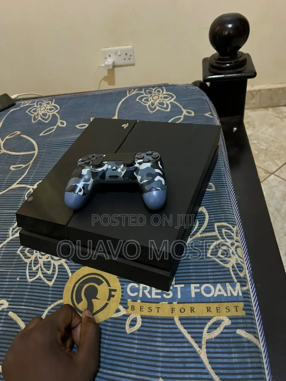 Play Station 4