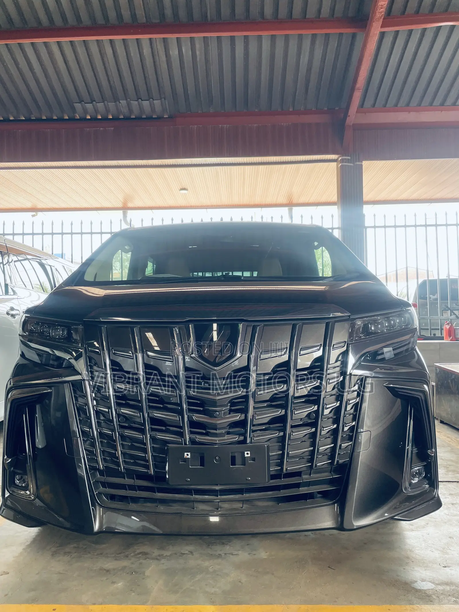 Toyota Alphard 2020 Gray