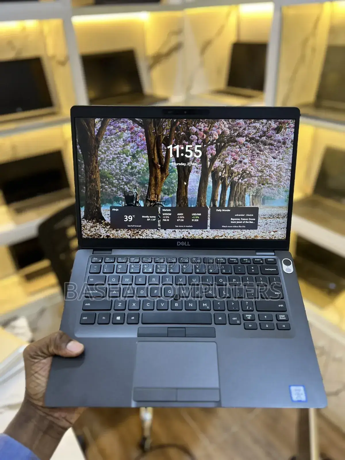 New Laptop Dell Latitude 7390