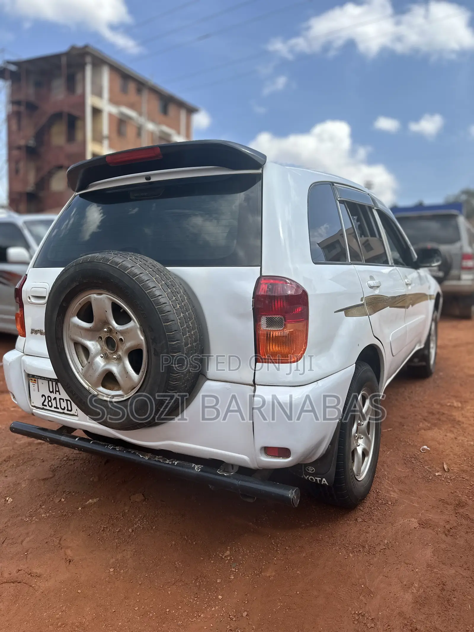 Toyota RAV4 Automatic 2003 White