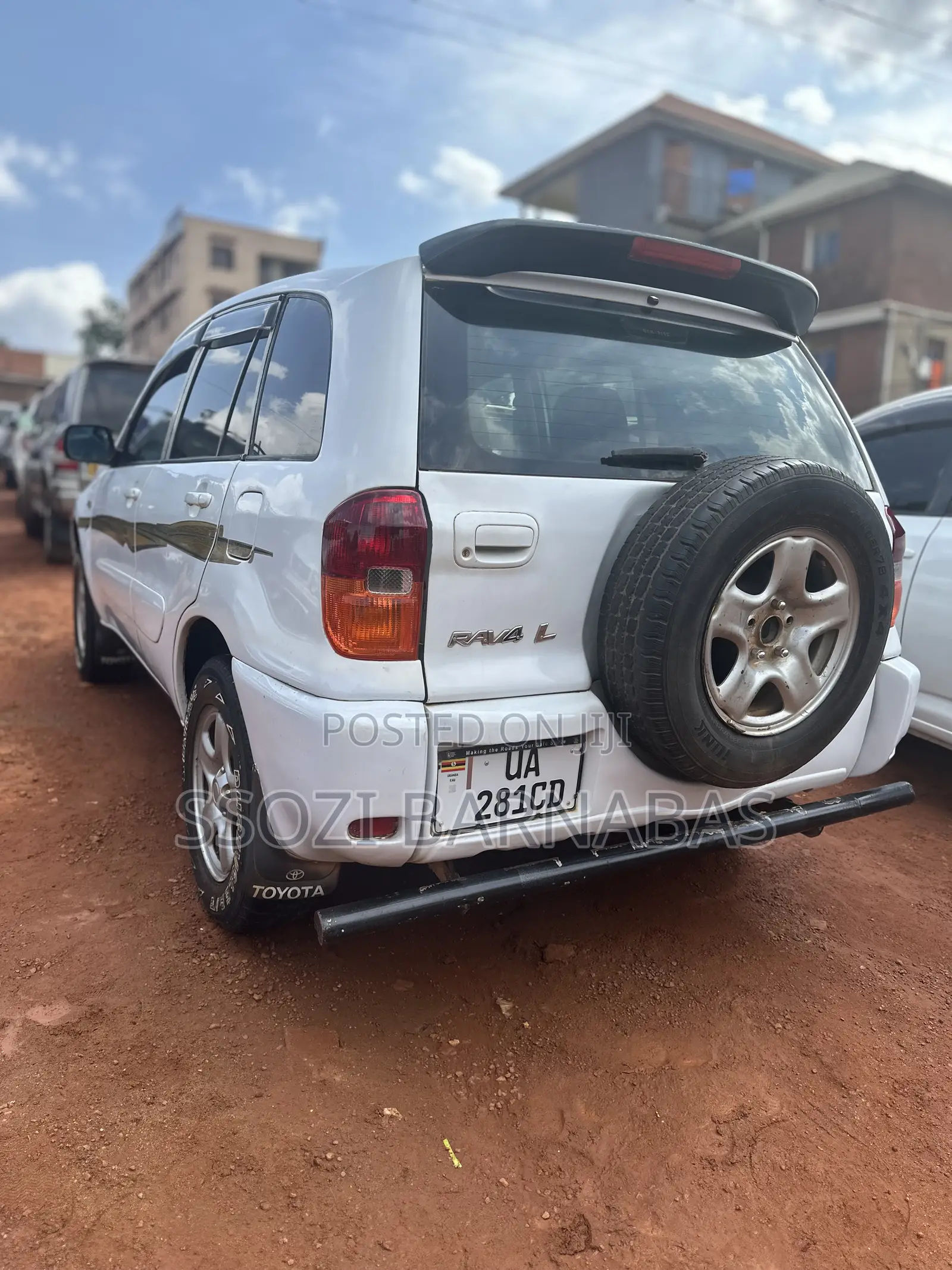Toyota RAV4 Automatic 2003 White