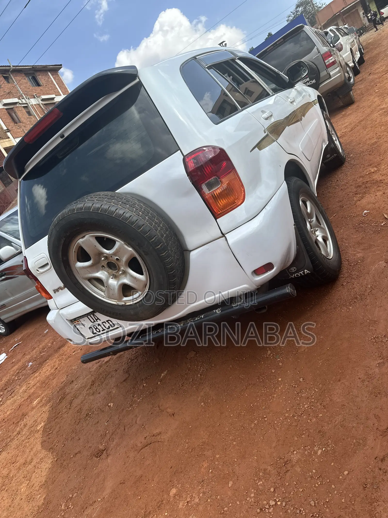 Toyota RAV4 Automatic 2003 White