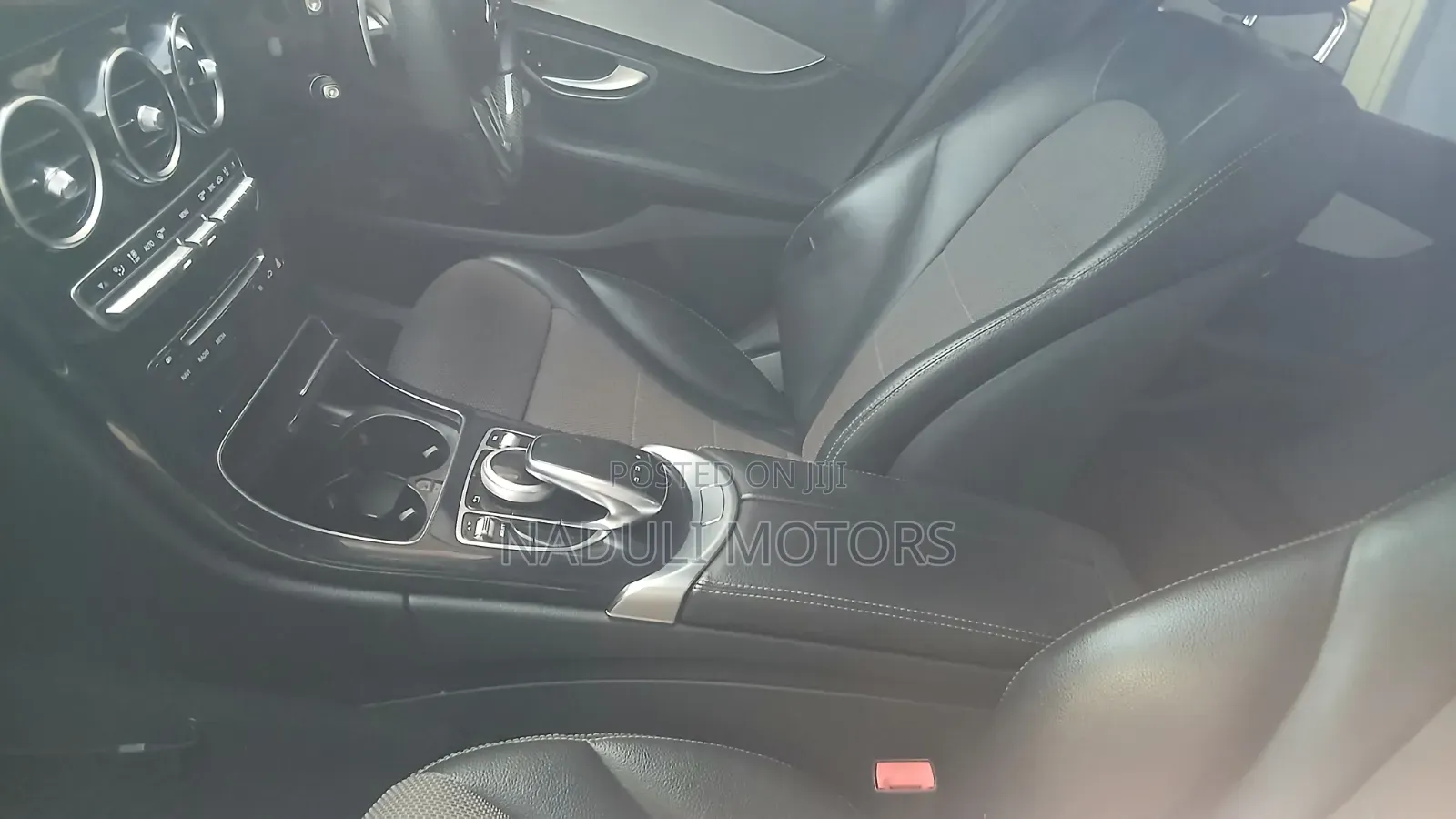 Mercedes-Benz C180 2016 Silver