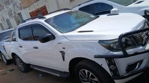 Nissan Navara 2016 White