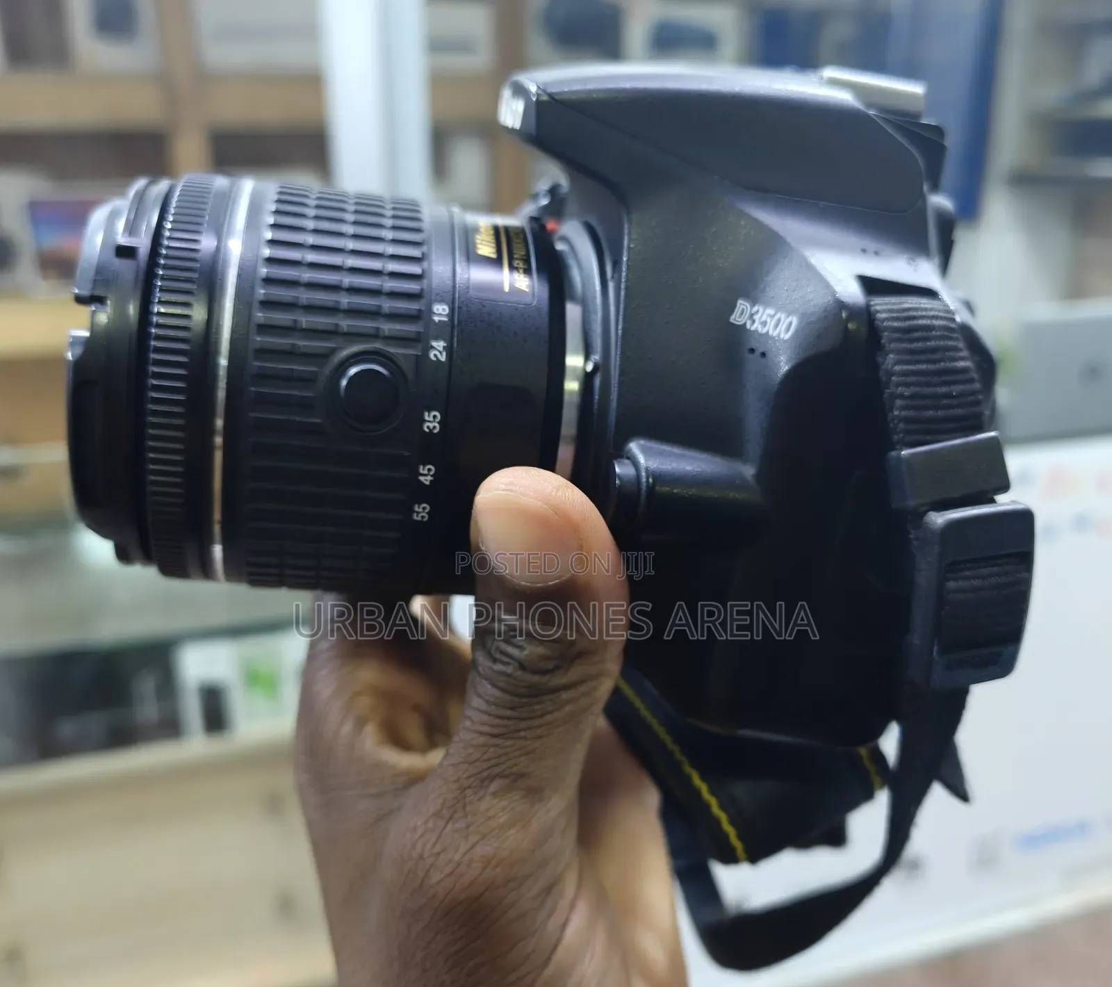 Like New Nikon D3500 DSLR Camera With 18-55mm Vr Lens Kit