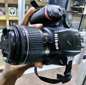 Like New Nikon D3500 DSLR Camera With 18-55mm Vr Lens Kit