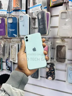 Apple iPhone 11 128 GB Green
