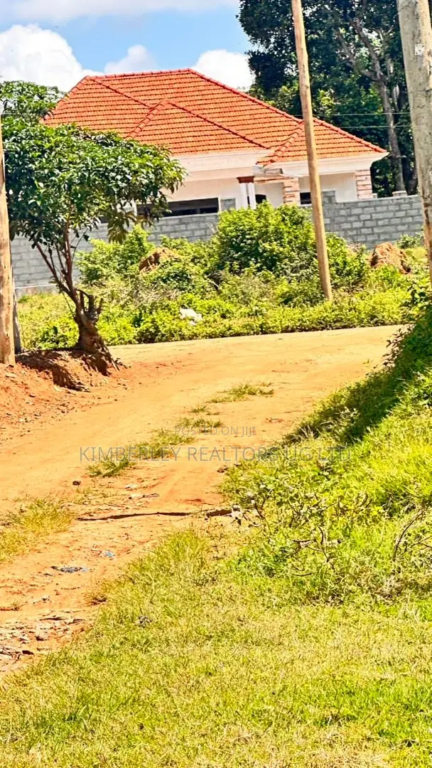 50x100 Land for Sale – Garuga (Entebbe Road)