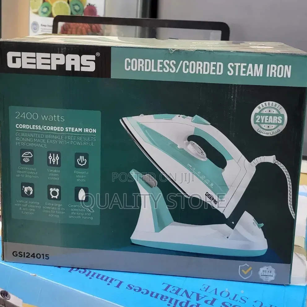 Geepas Electric Cordless/Corded Steam Iron 2400w