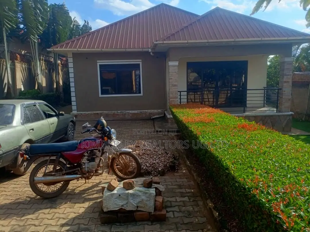 3bdrm Bungalow in Division A for sale